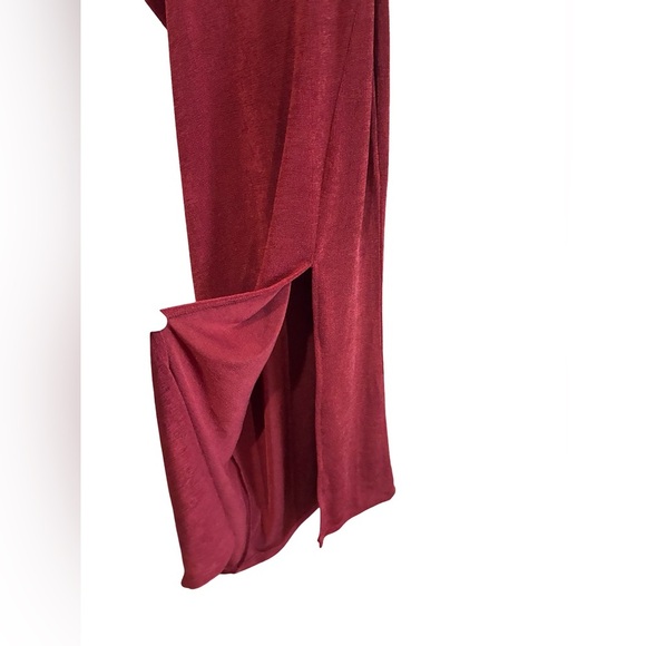 Hello Molly Bodycon Cut-Out High Slit Burgundy Midi Dress - Picture 4 of 8